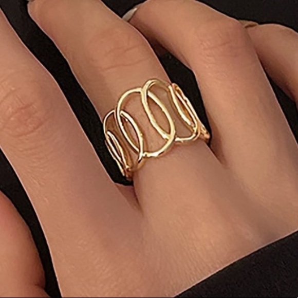 Gold Geometric Cuff Mary Ring - Open Size - Picture 2 of 7